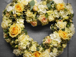 Creative Floral Designs - Weddings 4